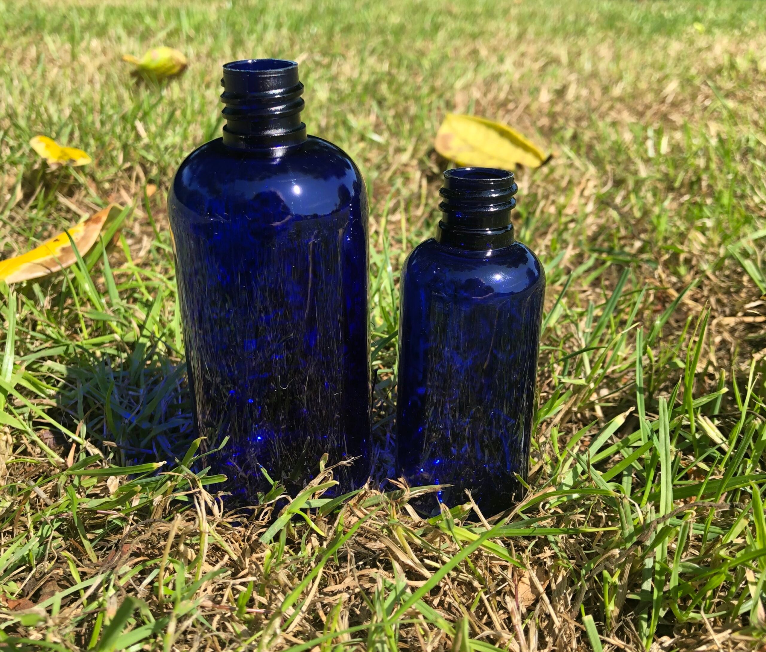 100 ml Blue Plastic (PETG) Bottles with spray