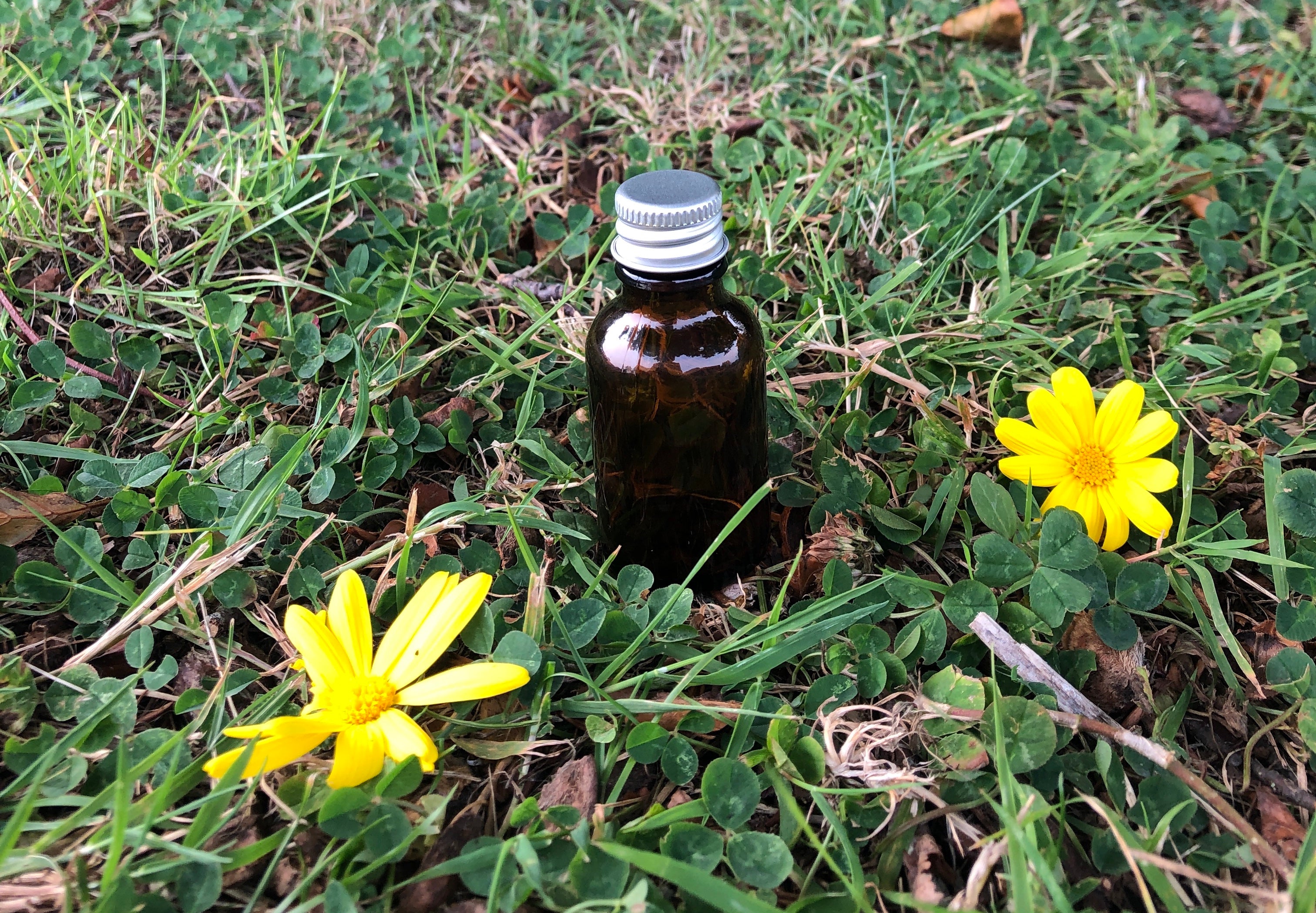 10ml Amber Glass Bottle (GL18)